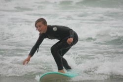 fille_surf_hossegor_magic_gliss.jpg